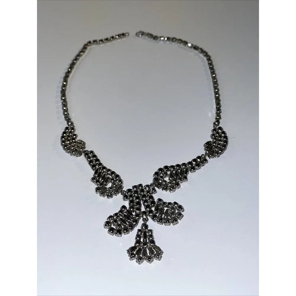 NOS! Vintage Blue Tint Aurora Borealis Rhinestone Necklace Unsigned Foil Back E5